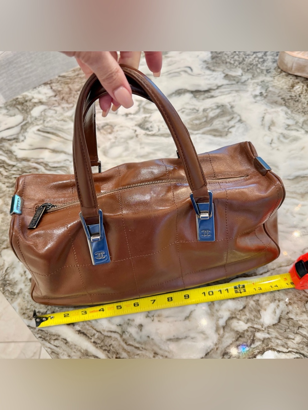 ✨CHANEL Chocolate Bar Brown Quilted Leather Duffel Bag with Silver Hardware - Picture 17 of 17